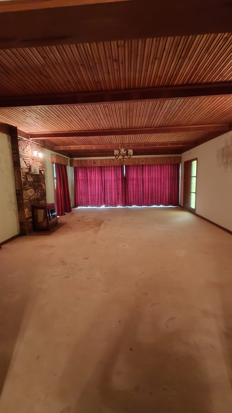 4 Bedroom Property for Sale in Hennenman Free State